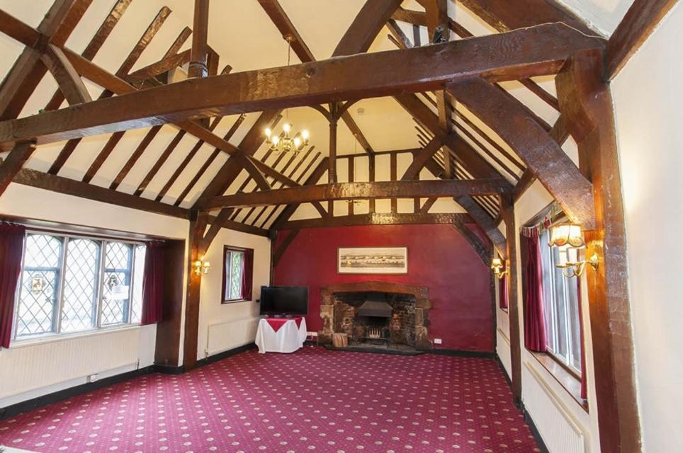 Roebuck Inn Стивънидж Екстериор снимка